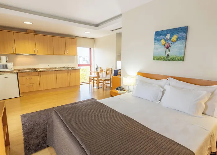 Eurosol Apart Otel Leiria